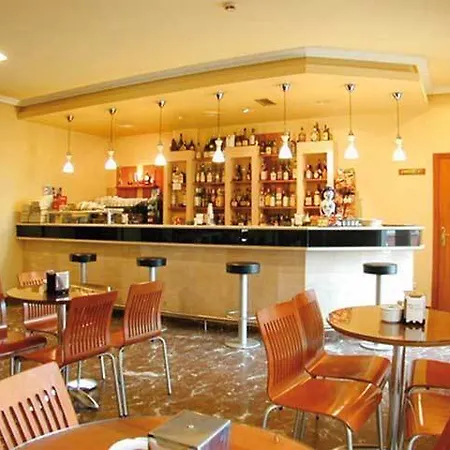 Bahia Bayona Otel 3*