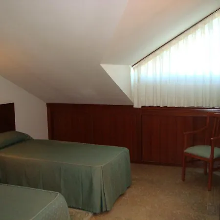 Hotel Bahia Bayona 3*