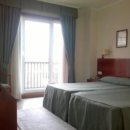 Bahia Bayona 3* Baiona