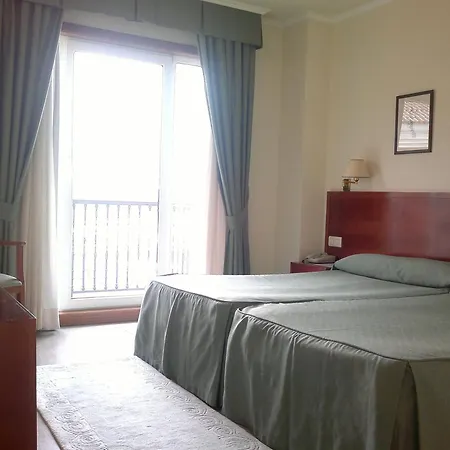 Bahia Bayona 3* Baiona