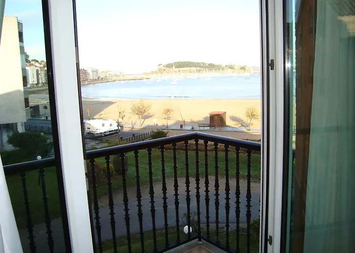 Bahia Bayona Szálloda 3*