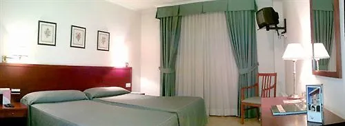 Bahia Bayona Hotel 3*